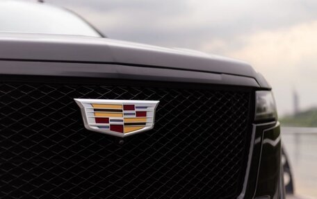 Cadillac Escalade V, 2021 год, 11 000 000 рублей, 22 фотография