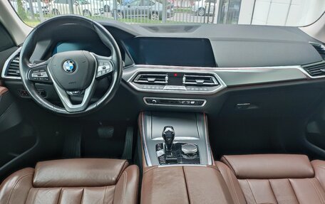 BMW X5, 2019 год, 5 400 000 рублей, 11 фотография