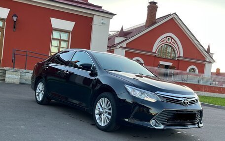 Toyota Camry, 2015 год, 1 730 000 рублей, 2 фотография