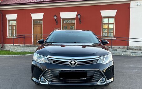 Toyota Camry, 2015 год, 1 730 000 рублей, 6 фотография