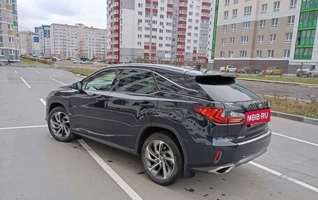 Lexus RX IV рестайлинг, 2017 год, 3 400 000 рублей, 4 фотография