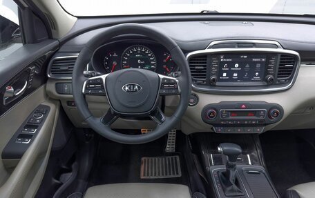 KIA Sorento III Prime рестайлинг, 2018 год, 3 215 000 рублей, 29 фотография