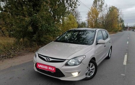 Hyundai i30 I, 2010 год, 750 000 рублей, 2 фотография