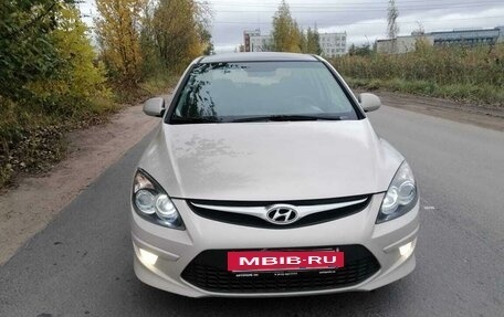 Hyundai i30 I, 2010 год, 750 000 рублей, 3 фотография