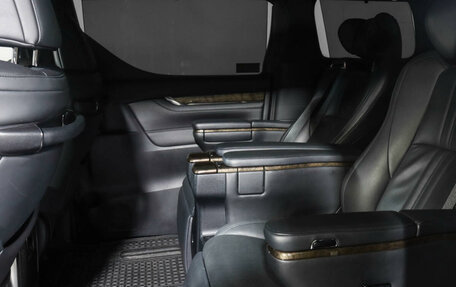 Toyota Alphard III, 2019 год, 5 998 000 рублей, 10 фотография