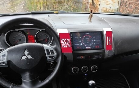 Mitsubishi Outlander III рестайлинг 3, 2008 год, 1 150 000 рублей, 9 фотография