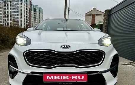 KIA Sportage IV рестайлинг, 2018 год, 2 800 000 рублей, 4 фотография