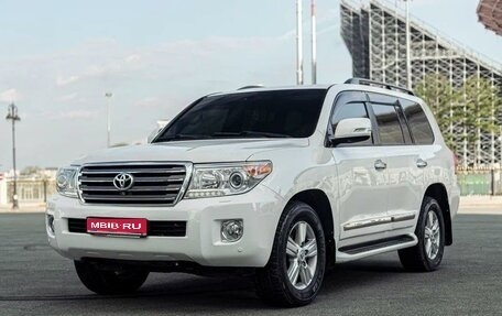 Toyota Land Cruiser 200, 2014 год, 4 430 000 рублей, 1 фотография