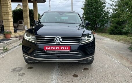 Volkswagen Touareg III, 2015 год, 3 595 000 рублей, 15 фотография