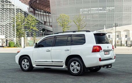 Toyota Land Cruiser 200, 2014 год, 4 430 000 рублей, 4 фотография