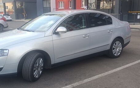 Volkswagen Passat B6, 2010 год, 850 000 рублей, 4 фотография