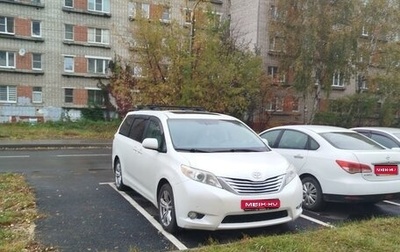 Toyota Sienna III, 2011 год, 2 150 000 рублей, 1 фотография