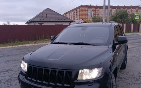 Jeep Grand Cherokee, 2012 год, 2 100 000 рублей, 21 фотография