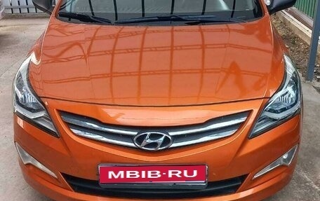 Hyundai Solaris II рестайлинг, 2015 год, 980 000 рублей, 2 фотография