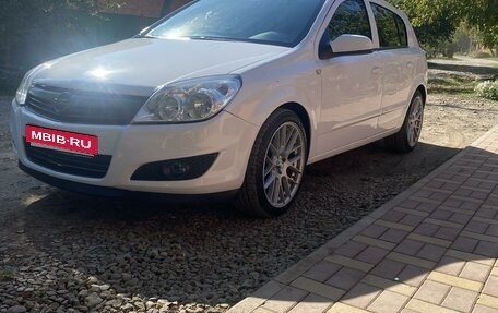 Opel Astra H, 2007 год, 660 000 рублей, 2 фотография