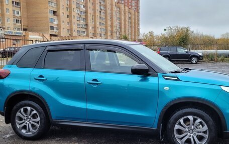 Suzuki Vitara II рестайлинг, 2021 год, 2 850 000 рублей, 3 фотография