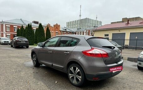 Renault Megane III, 2011 год, 650 000 рублей, 2 фотография