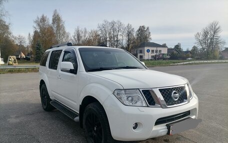 Nissan Pathfinder, 2011 год, 1 775 000 рублей, 1 фотография