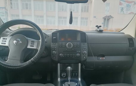 Nissan Pathfinder, 2011 год, 1 775 000 рублей, 8 фотография