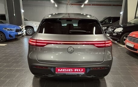 Mercedes-Benz EQC, 2021 год, 5 990 000 рублей, 4 фотография