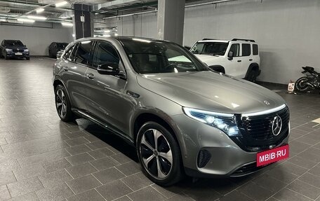 Mercedes-Benz EQC, 2021 год, 5 990 000 рублей, 2 фотография