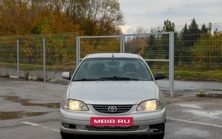 Toyota Avensis III рестайлинг, 2002 год, 550 000 рублей, 8 фотография