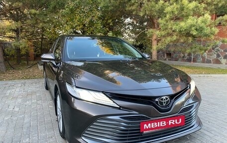 Toyota Camry, 2019 год, 3 600 000 рублей, 8 фотография