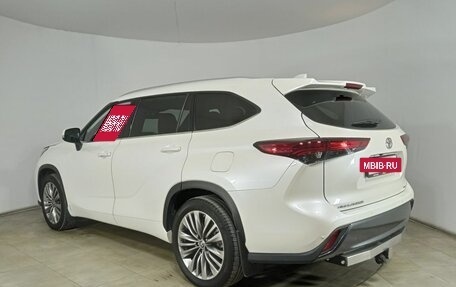 Toyota Highlander, 2021 год, 5 799 000 рублей, 7 фотография