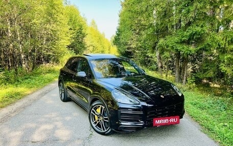 Porsche Cayenne III, 2021 год, 23 000 000 рублей, 2 фотография