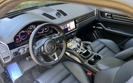 Porsche Cayenne III, 2021 год, 23 000 000 рублей, 26 фотография