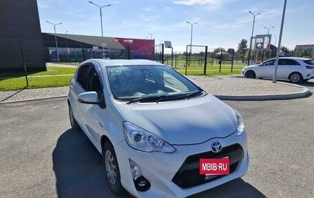 Toyota Aqua I, 2016 год, 1 150 000 рублей, 2 фотография