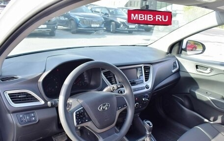 Hyundai Solaris II рестайлинг, 2021 год, 1 647 000 рублей, 13 фотография