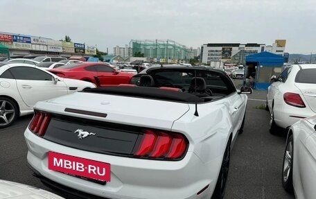 Ford Mustang VI рестайлинг, 2021 год, 4 350 000 рублей, 2 фотография