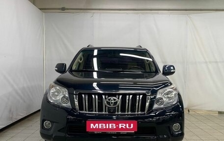 Toyota Land Cruiser Prado 150 рестайлинг 2, 2011 год, 3 121 000 рублей, 2 фотография