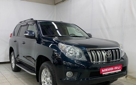 Toyota Land Cruiser Prado 150 рестайлинг 2, 2011 год, 3 121 000 рублей, 3 фотография