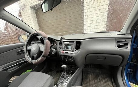 KIA Rio II, 2010 год, 750 000 рублей, 3 фотография