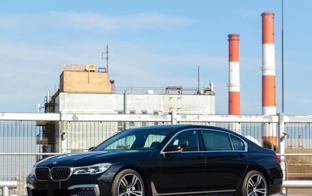 BMW 7 серия, 2017 год, 3 300 000 рублей, 2 фотография