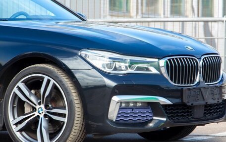 BMW 7 серия, 2017 год, 3 300 000 рублей, 17 фотография