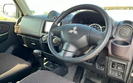 Mitsubishi Pajero Mini II, 2012 год, 999 999 рублей, 9 фотография