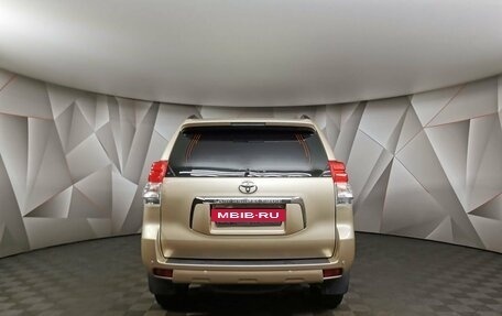 Toyota Land Cruiser Prado 150 рестайлинг 2, 2012 год, 2 998 000 рублей, 8 фотография