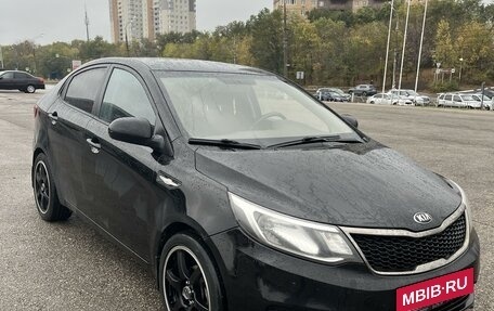 KIA Rio III рестайлинг, 2015 год, 1 040 000 рублей, 2 фотография