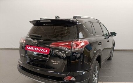 Toyota RAV4, 2019 год, 2 849 000 рублей, 5 фотография