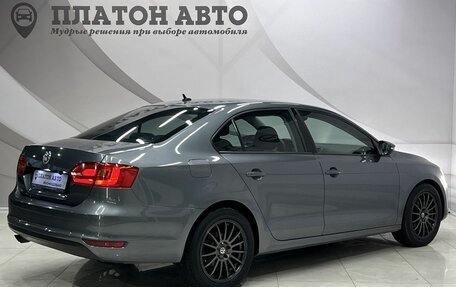 Volkswagen Jetta VI, 2011 год, 990 000 рублей, 5 фотография