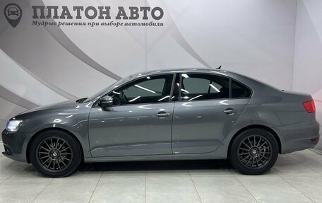 Volkswagen Jetta VI, 2011 год, 990 000 рублей, 8 фотография