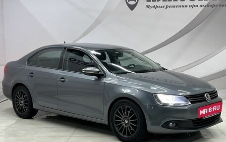 Volkswagen Jetta VI, 2011 год, 990 000 рублей, 3 фотография