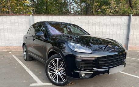 Porsche Cayenne III, 2017 год, 5 300 000 рублей, 2 фотография