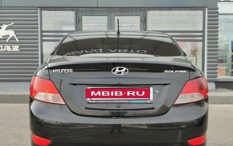 Hyundai Solaris II рестайлинг, 2012 год, 800 000 рублей, 17 фотография