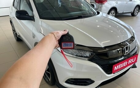 Honda Vezel, 2018 год, 2 599 999 рублей, 29 фотография