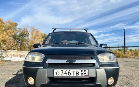 Chevrolet Niva I рестайлинг, 2006 год, 520 000 рублей, 2 фотография