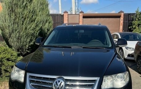 Volkswagen Touareg III, 2007 год, 1 300 000 рублей, 1 фотография